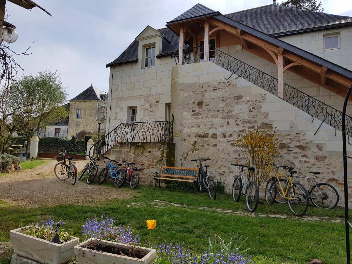 Four-Bedroom House in Le Thoureil, Région de Saumur