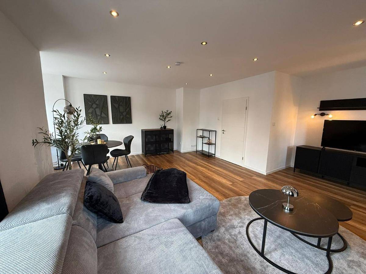 Appartement entier, Neu eingerichtete Wohnung Apartment 75qm Boarding House Aachen Wuerselen in Würselen, Rhénanie