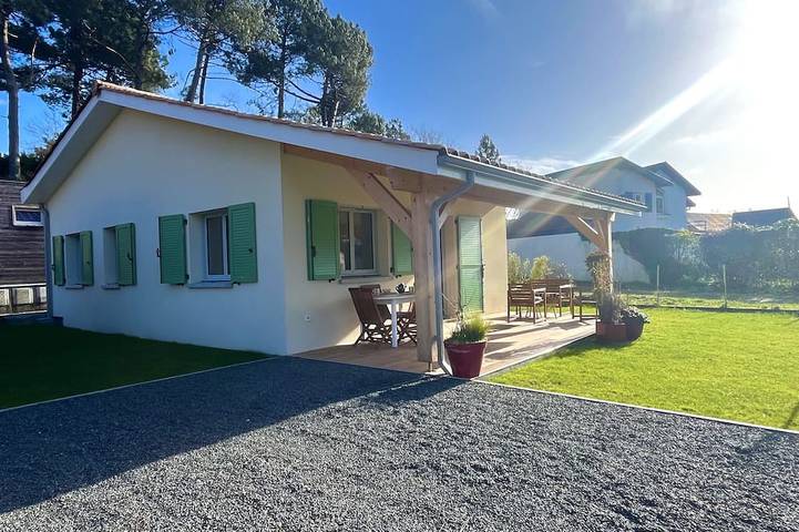 Villa pour 6 personnes, avec jardin et terrasse