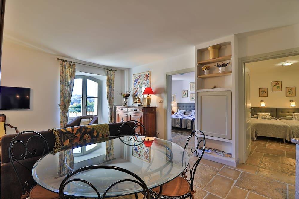 House of Arcades 3 rooms - Labeled \"Furnished Tourism\" 3 Stars in Villecroze, Draguignan region