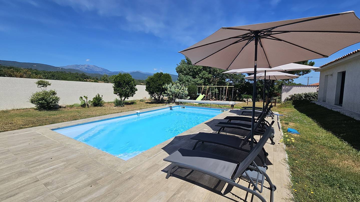 Villa per 6 persone con piscina in Solaro, Corte e dintorni