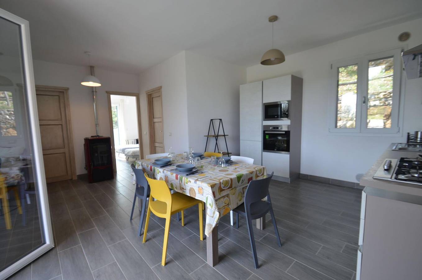Alleinstehendes Ferienhaus mit Pool und Garten in Panoramalage in Dolcedo, Dolcedo Gemeinde