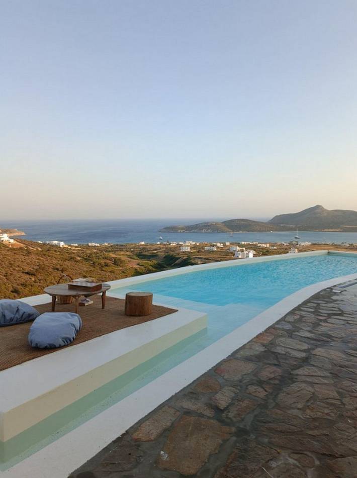 Villa pour 6 personnes, avec Vue sur l’océan et Terrasse ainsi que Jardin et Piscine dans Antiparos - 2