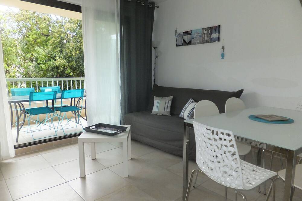 Appartement entier, Vacances  à 50 m plage de Mar Vivo, les Sablettes, ,parking privé,clim,terrasse in La Seyne-sur-Mer, Côte méditerranéenne (France)