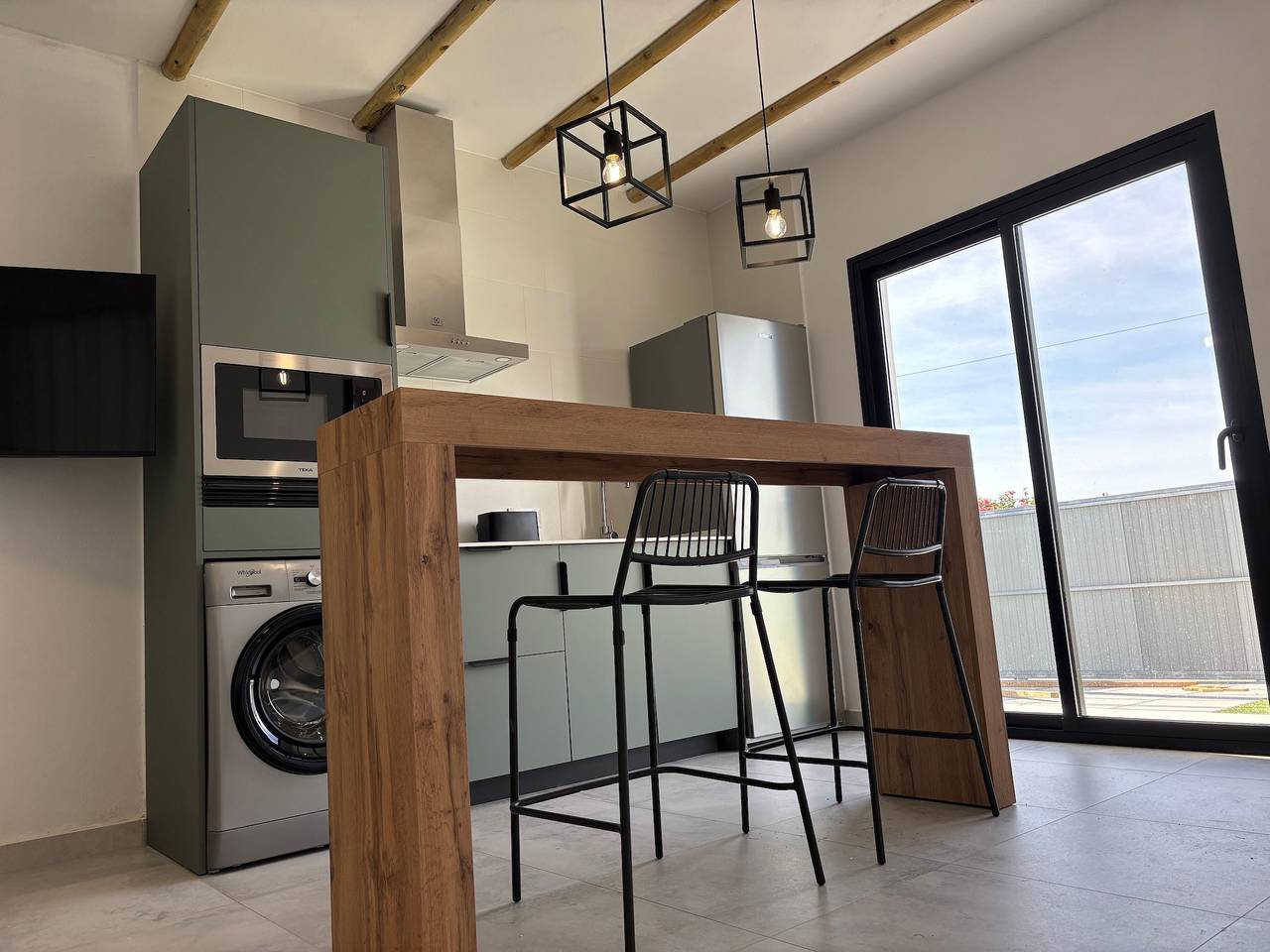 Entire apartment, Apartment 'Casa Craspedia' with Private Pool, Wi-Fi and Air Conditioning in Vejer de la Frontera, Costa de la Luz