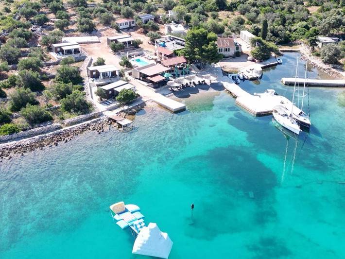 Casa vacanza per 4 persone, con panorama e piscina nonché giardino - 1