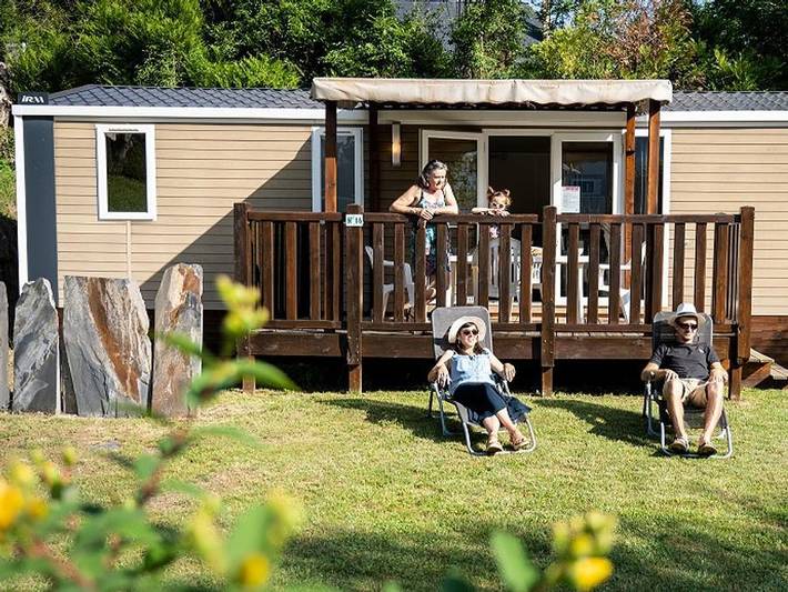 Mobil home pour 8 personnes, avec bassin pour enfant à Sazos - 2