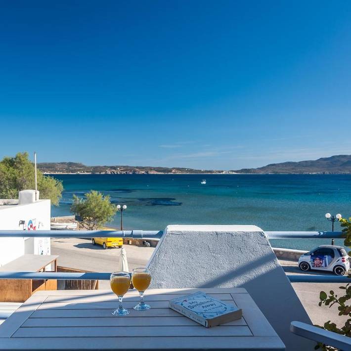 Chambre d’hôte pour 2 personnes, avec jardin et vue, adapté aux familles dans Milos - 4