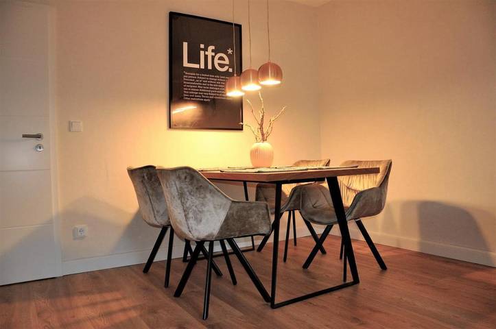 Ferienwohnung für 4 Personen, mit Balkon und Ausblick in Wedel - 2