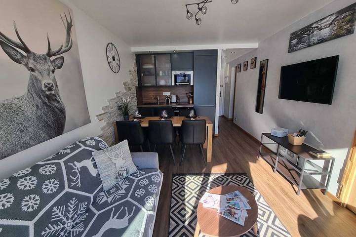 Location de vacances pour 4 personnes, avec piscine et jardin à Val-d'Isère