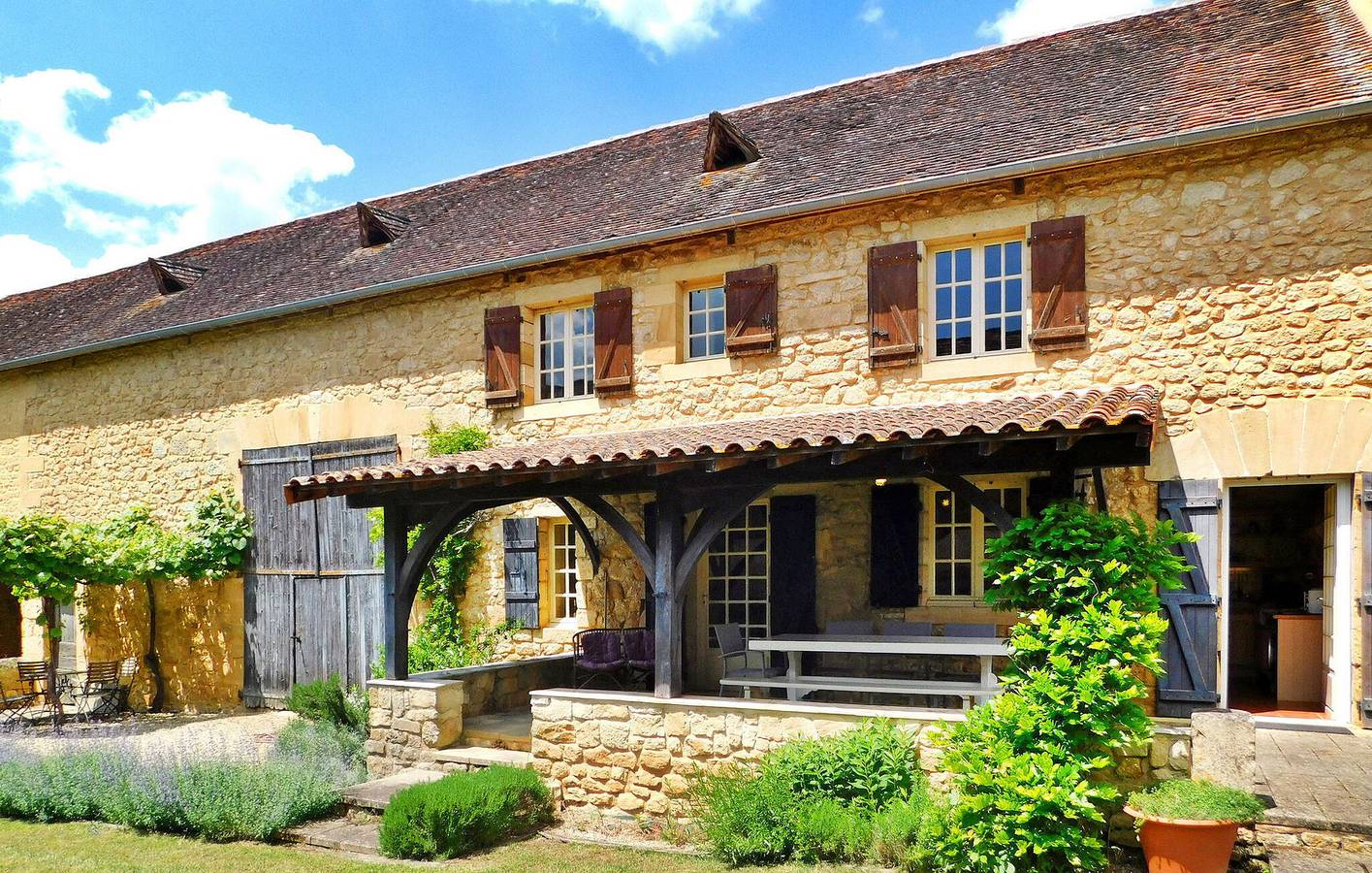 Appartement de 230m2 avec piscine, terrasse et Internet - 2km de Domme in Domme, Périgord Noir