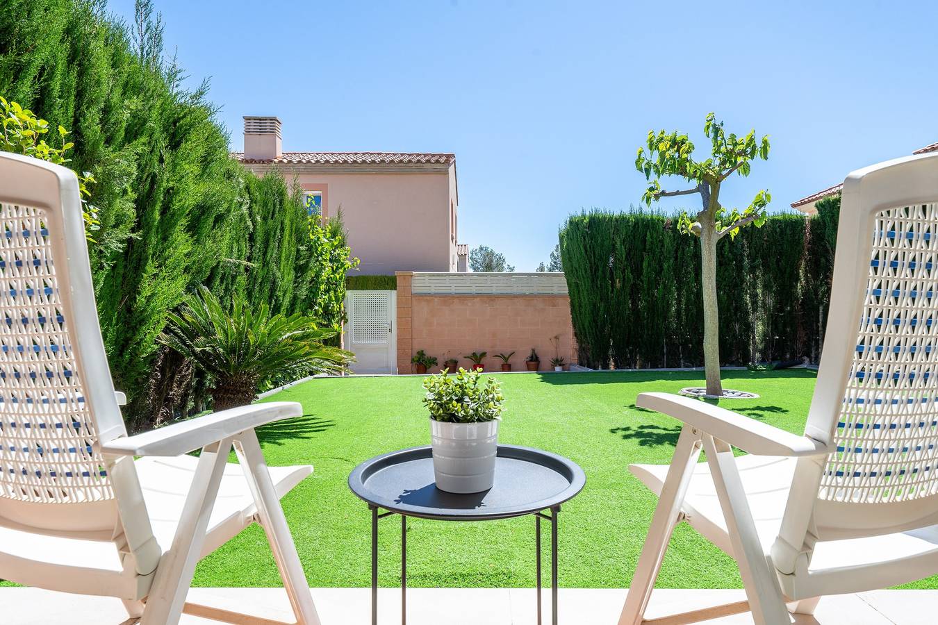 Casa de vacaciones 'Isla Bonita' con vistas al mar, Wi-Fi y aire acondicionado in El Casalot, Montroig