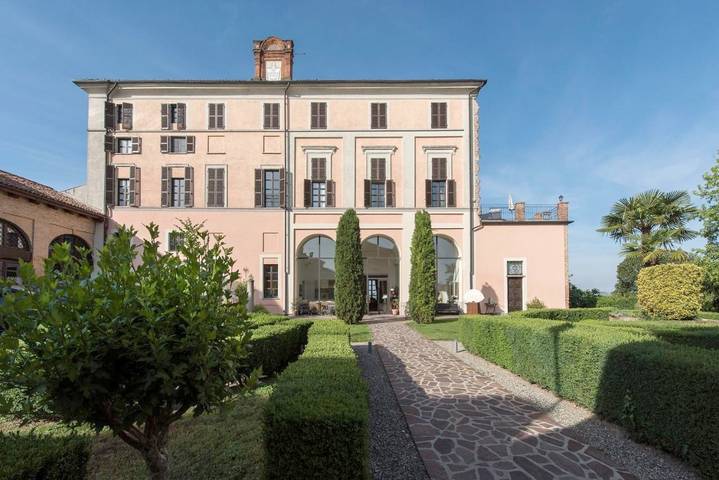 Hôtel pour 2 personnes, avec vue et piscine ainsi que sauna et jardin, animaux acceptés - 1