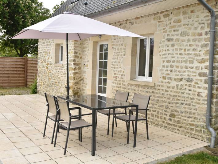 Gîte pour 4 personnes, avec Terrasse dans Plages du débarquement - 4