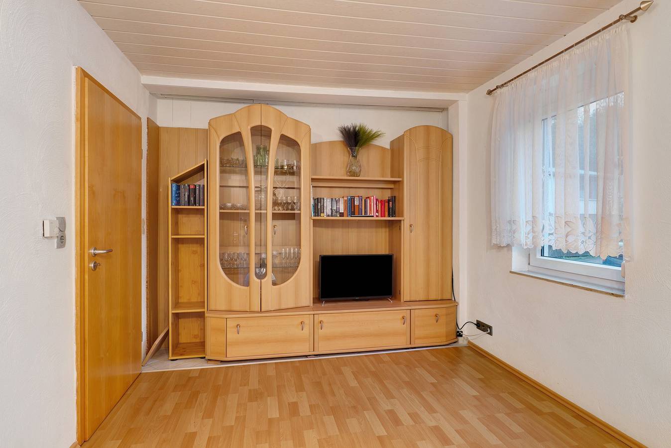 Ganze Wohnung, Ferienwohnung 'Im Grünen' mit Terrasse, Gemeinschaftsgarten und Wi-Fi in Nordschwarzwald