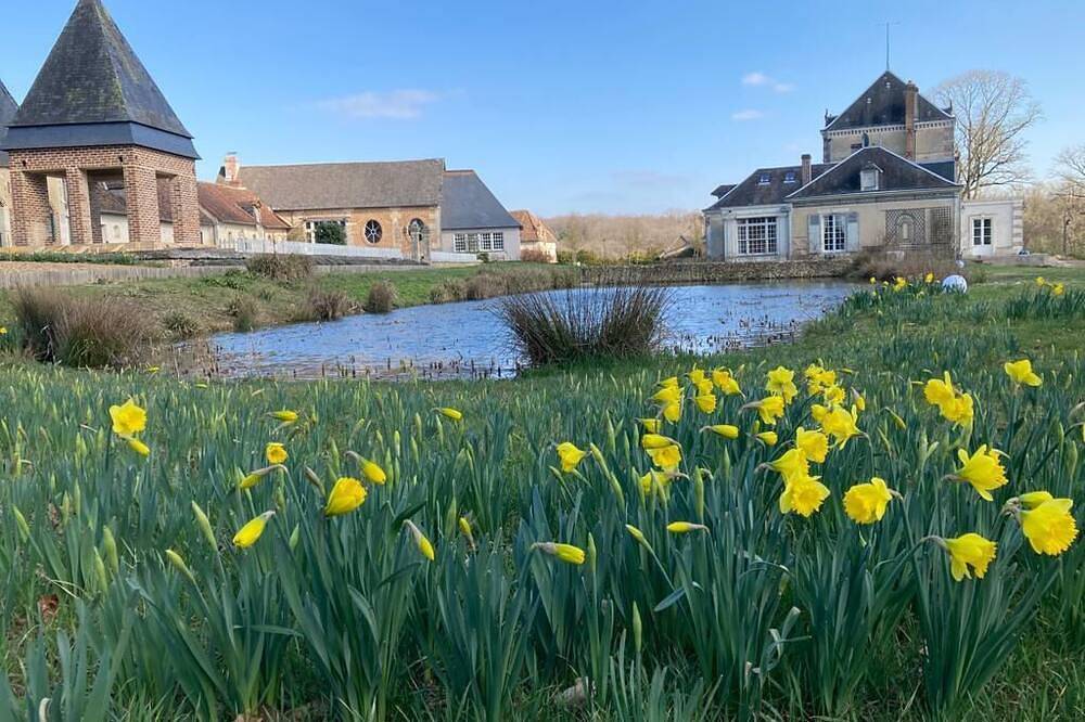 Ganze Wohnung, Doppelzimmer-Deluxe-Ensuite-Balkon-Suite Aimée Dalton in Lunay, Vendôme und Umgebung