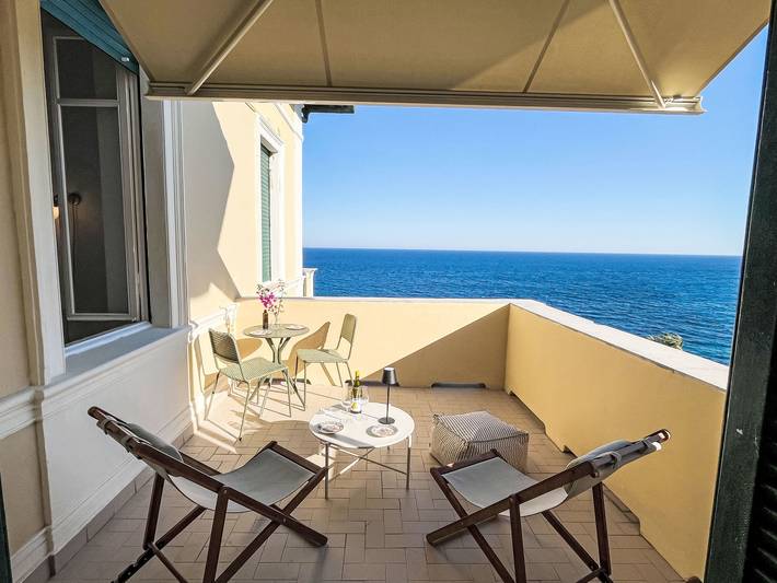 Ferienwohnung mit Meerblick für 4 Personen, mit Terrasse und Garten