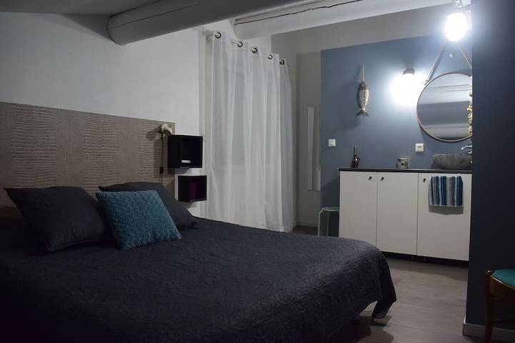 Location de vacances pour 4 personnes, avec jardin ainsi que jacuzzi et piscine à Saint-Victor-la-Coste - 4