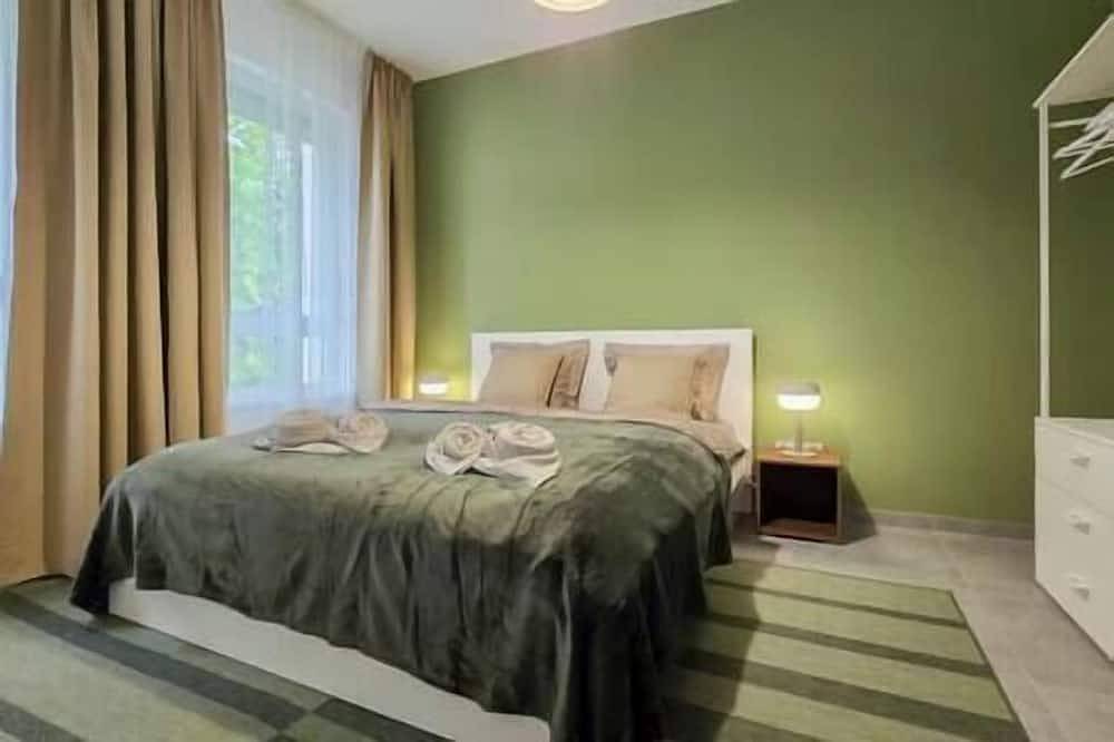 Ganze Wohnung, Imct - Green Home Apartment in Großturwall, Érdi járás