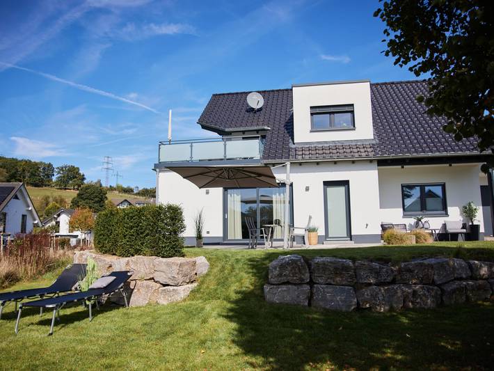 Ferienwohnung für 4 Personen, mit Terrasse und Garten, mit Haustier am Biggesee