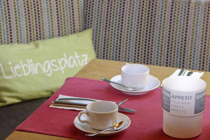 BnB für 10 Personen, mit Garten und Terrasse am Forggensee - 2