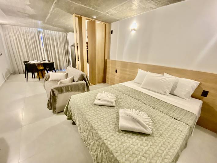 Ganze Wohnung, Ferienwohnung für 4 Personen mit Pool in Cabo Branco, João Pessoa