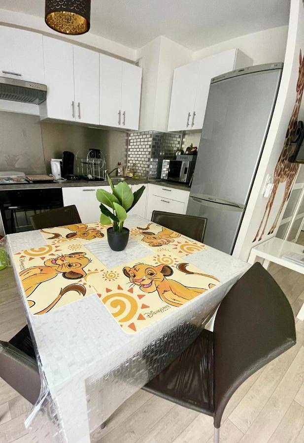 Appartement entier, Welcome to Hakuna matata ! in Chanteloup-en-Brie, Seine-et-Marne