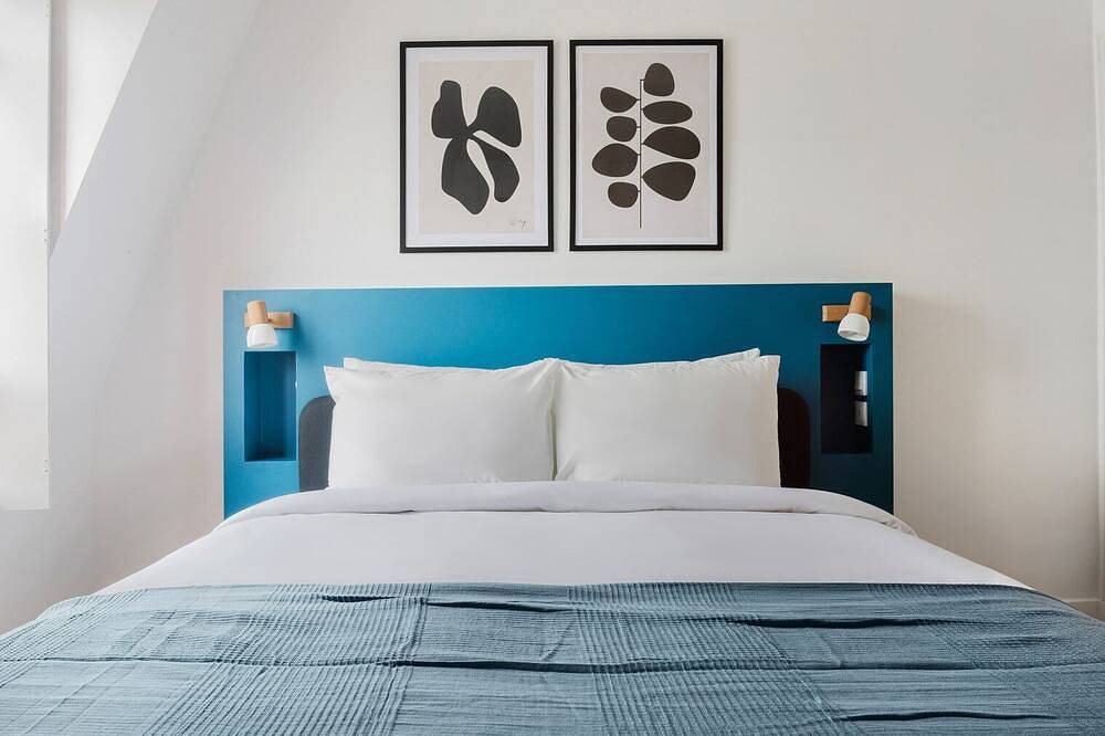 Entire apartment, Blueground | Levallois-Perret, view, nr République in Levallois-Perret, Hauts-de-Seine