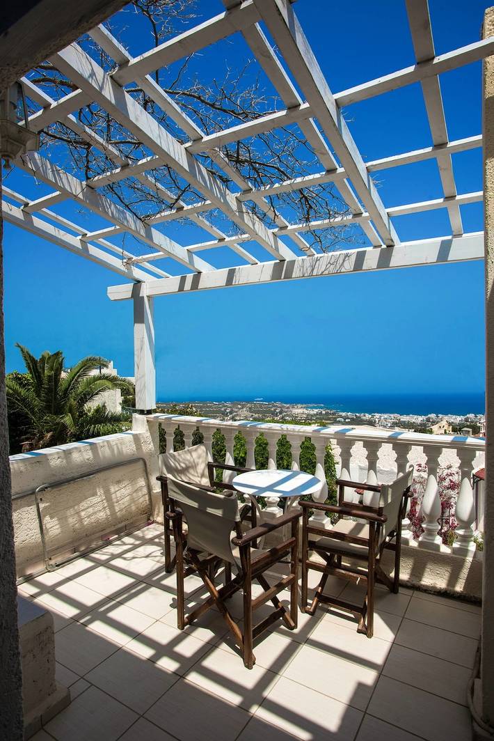 Studio voor 3 personen, with terras and uitzicht as well as uitzicht op zee and tuin, met huisdier in Koutouloufari