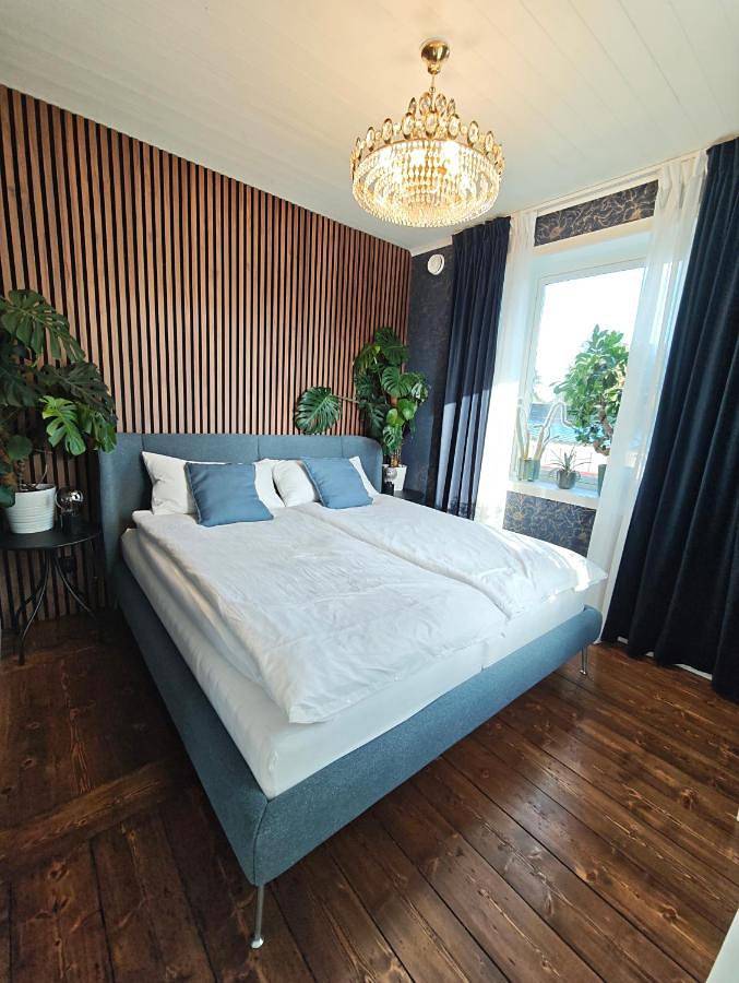 Ferienwohnung für 6 Personen, mit Ausblick und Garten - 1