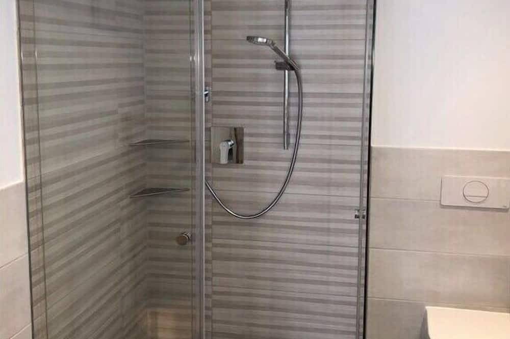 Ganze Wohnung, Angenehme Wohnung mit Terrasse in Öhningen, Untersee