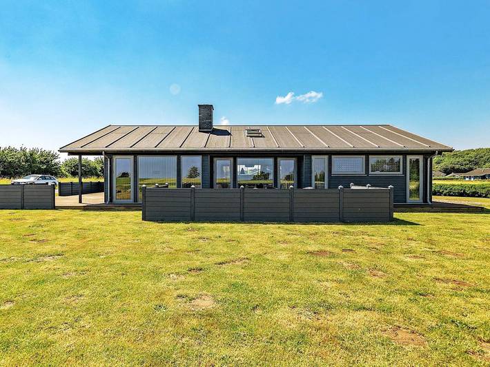 Ferienhaus für 10 Personen, mit Terrasse und Garten sowie Sauna auf Langeland