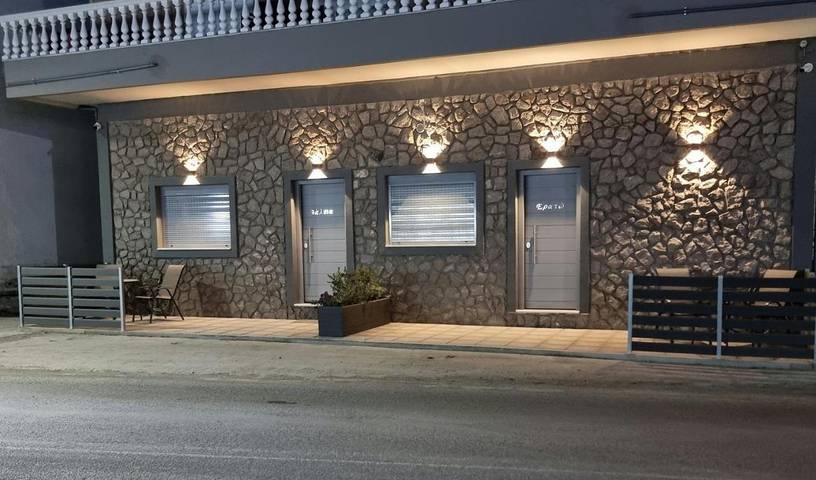 Gîte pour 4 personnes, avec terrasse et vue dans Érétrie