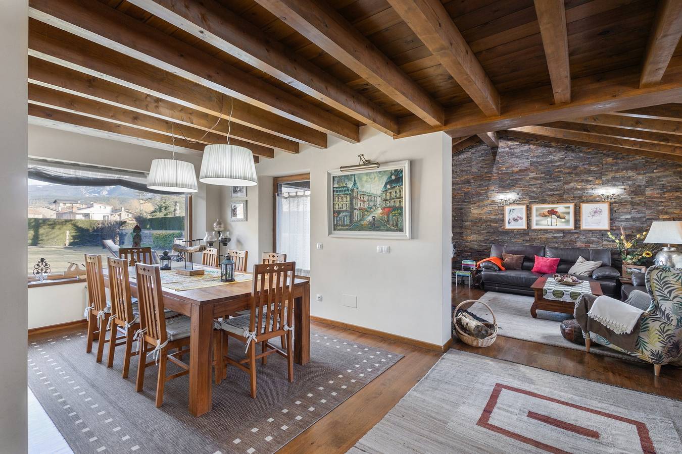 Maison de vacances 'Jose' avec vue sur la montagne, piscine partagée et Wi-Fi in Bellver de Cerdanya, Pyrénées catalanes