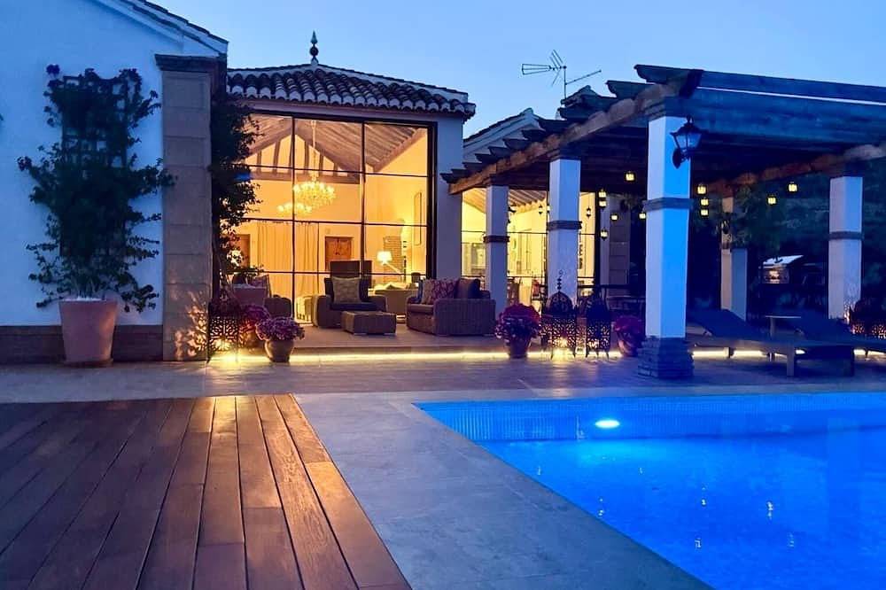 Villa rural tradicional con fantásticas vistas y gran piscina privada in El Valle, Provincia de Granada