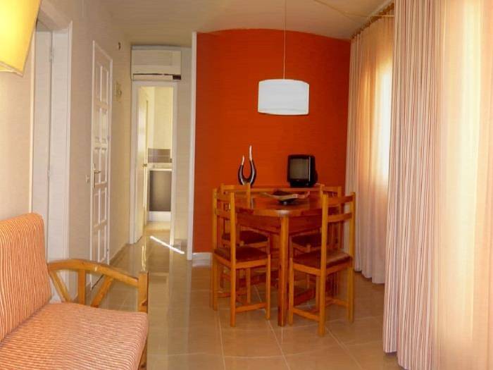 Ferienwohnung für 4 Personen, mit Terrasse und Garten sowie Pool in Estartit - 4