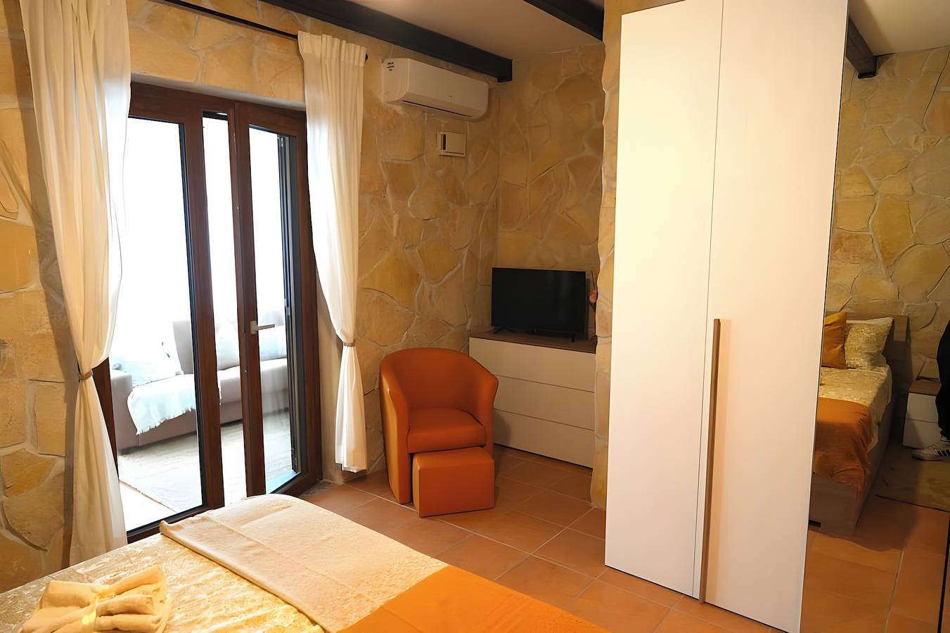 Villa 'Jannuzzi House' con Vista Lago, Wi-Fi e Aria Condizionata in Bracciano, Lago di Bracciano