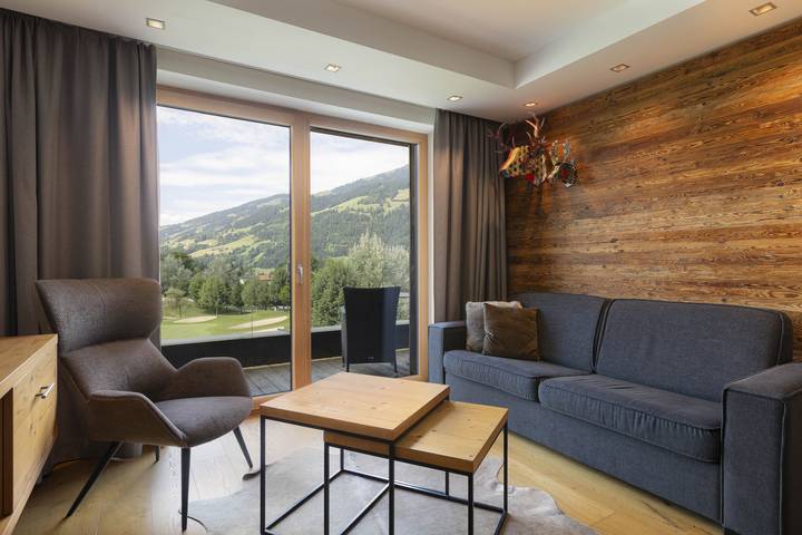 Ferienwohnung für 6 Personen, mit Balkon und Sauna sowie Ausblick in Westendorf (Tirol)