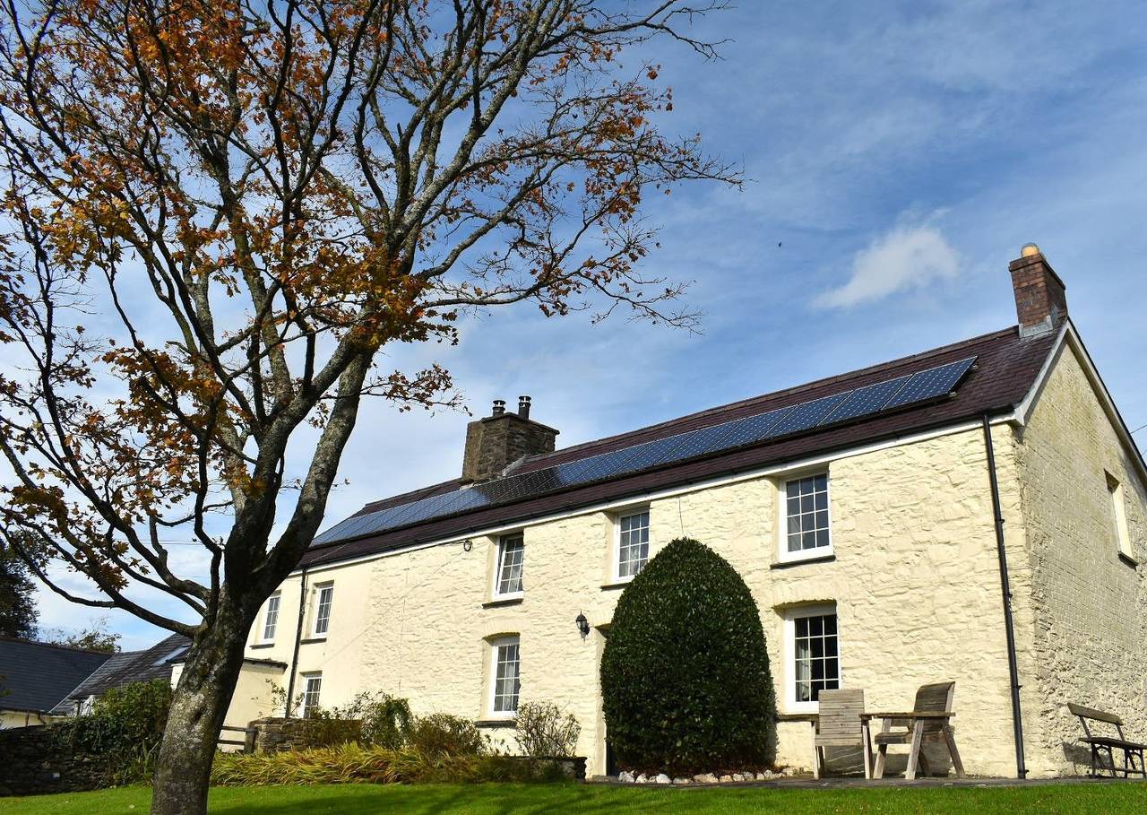 Penuwch Fach in Ceredigion