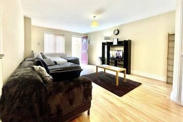 Apartment for 2 People in Luton, Chiltern Hills, Photo 3