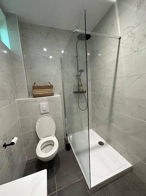 Appartement entier, Two-Bedroom Apartment in Nice, Côte méditerranéenne (France)