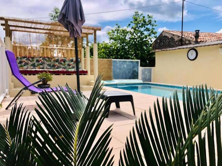 Gîte pour 2 personnes, avec vue ainsi que piscine et jardin, animaux acceptés à Carnoules - 3