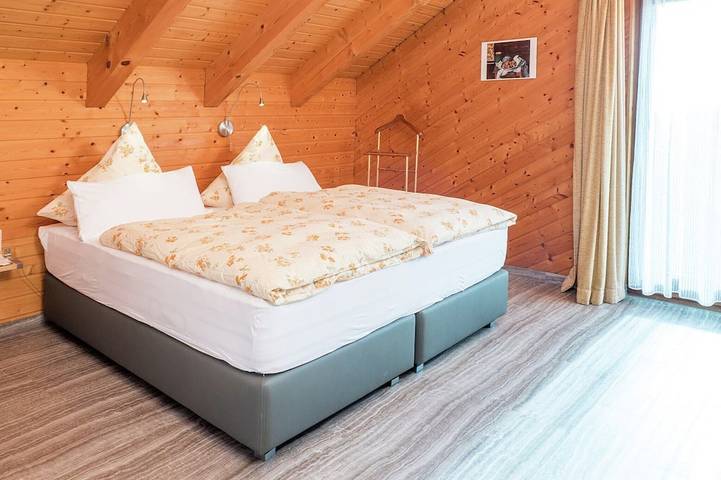 Ferienhaus für 9 Personen, mit Balkon/Terrasse und Terrasse, mit Haustier in Loßburg - 4