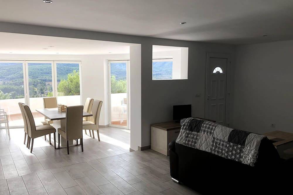 Casa de vacaciones Casalucka4enjoy con piscina privada y vistas a la montaña in Xaló, Costa Blanca