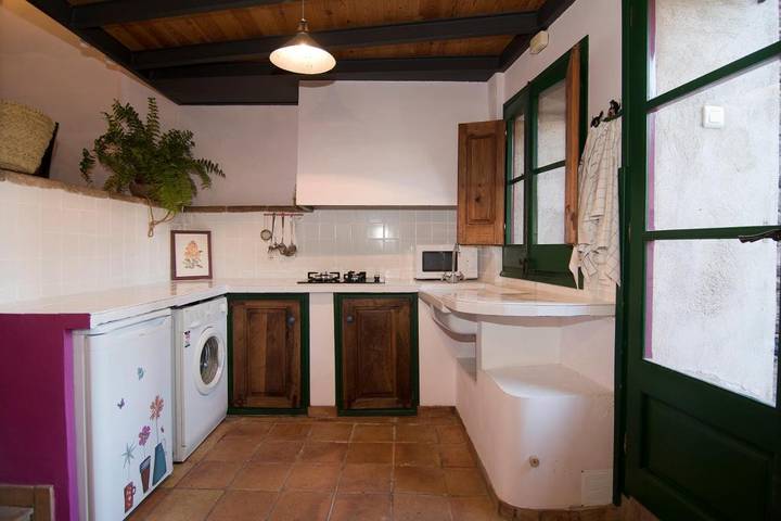 Casa rural para 4 personas, con Balcón y Terraza además de Jardín y Vistas en Alforja - 4