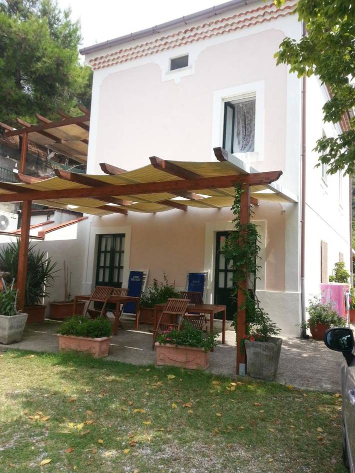 B&b per 2 persone, con Terrazza e Giardino nonché Panorama a San Mauro Cilento