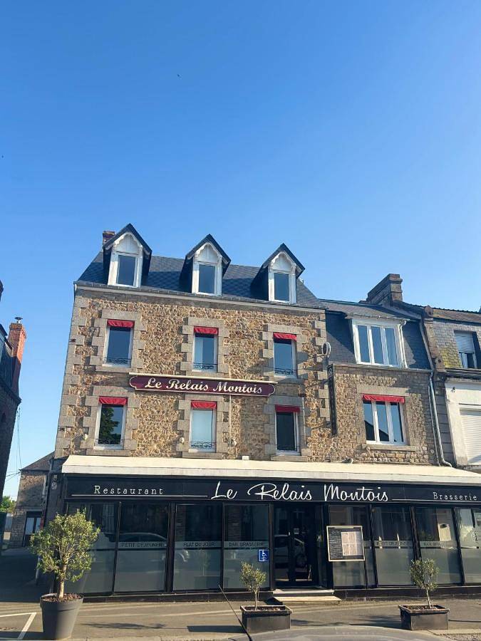 Double Room with Private Bathroom in Pontorson, Région d'Avranches