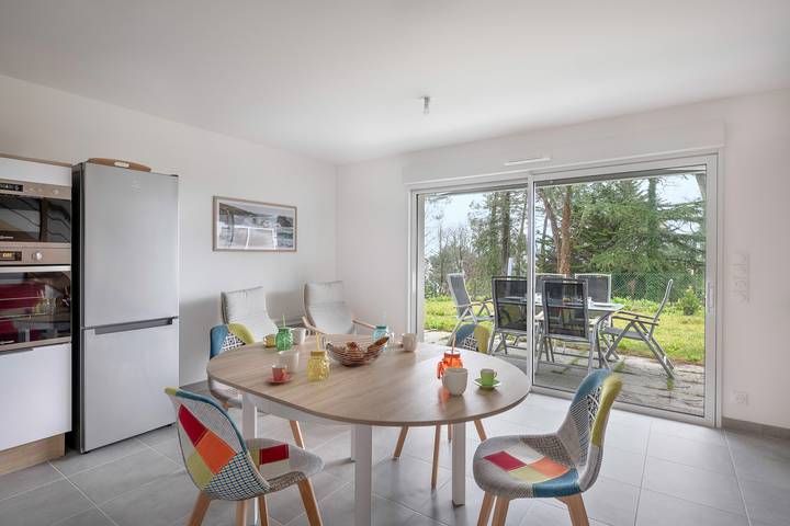 Location de vacances pour 6 personnes, avec jardin et terrasse dans Plage du Roaliguen - 2