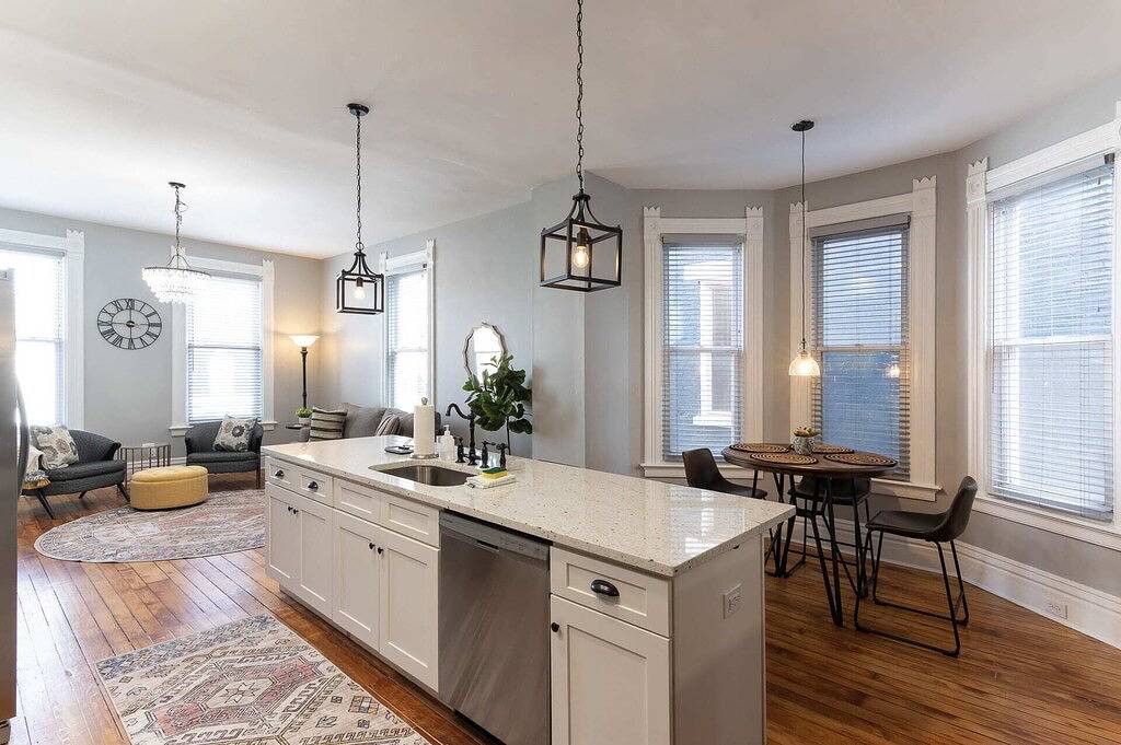 Ganze Wohnung, Main Street 2Br, Walk to Bars, Stadiums, Downtown in Kenton County