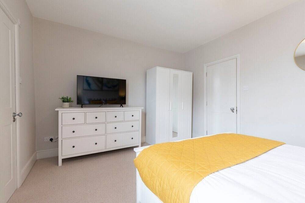 Stunning 5 Bed Regency Home in Cheltenham, Gloucestershire